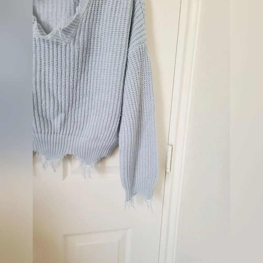Boutique Light Blue Pastel Fringe V neck Knit Sweater M Crop Distressed
